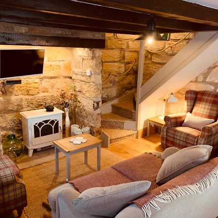 Cosy 400Yr Old Cottage, Flowergate, Whitby, Sleeps 6 Exterior photo