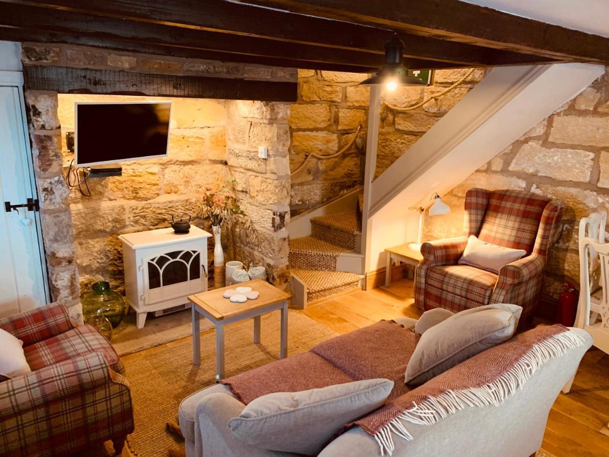 Cosy 400Yr Old Cottage, Flowergate, Whitby, Sleeps 6 Exterior photo