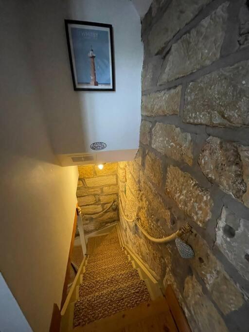 Cosy 400Yr Old Cottage, Flowergate, Whitby, Sleeps 6 Exterior photo